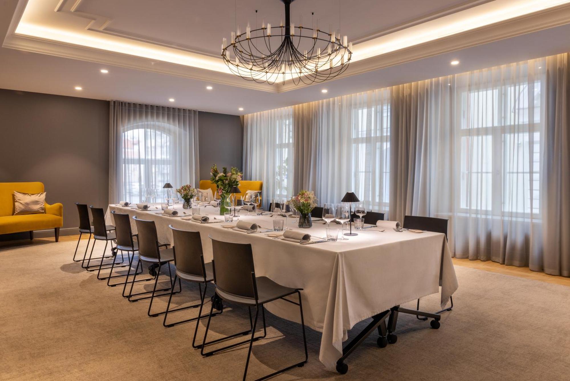 Nunne Boutique Hotel Таллин Экстерьер фото